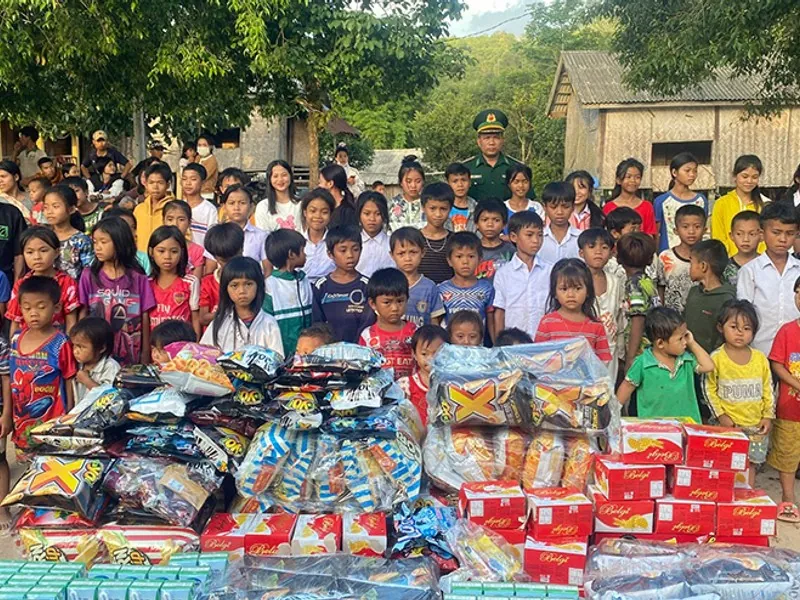 Hình ảnh chơi xổ số theo nhóm