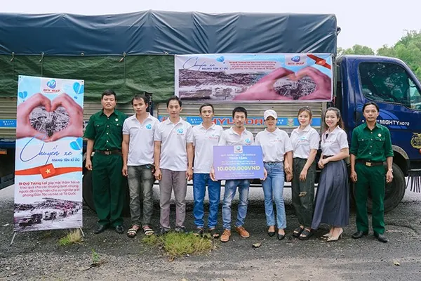 Bản đồ Việt Nam với các điểm đánh dấu hỗ trợ cộng đồng